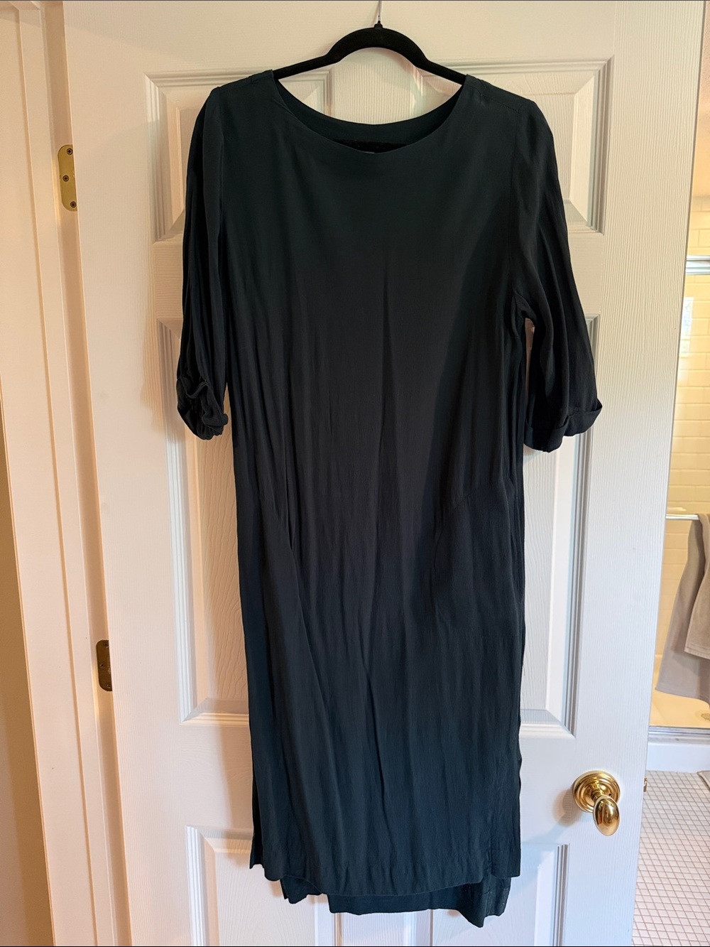 HOLDING HORSES Forest Green Midi Dress with 3/4 Sleeves